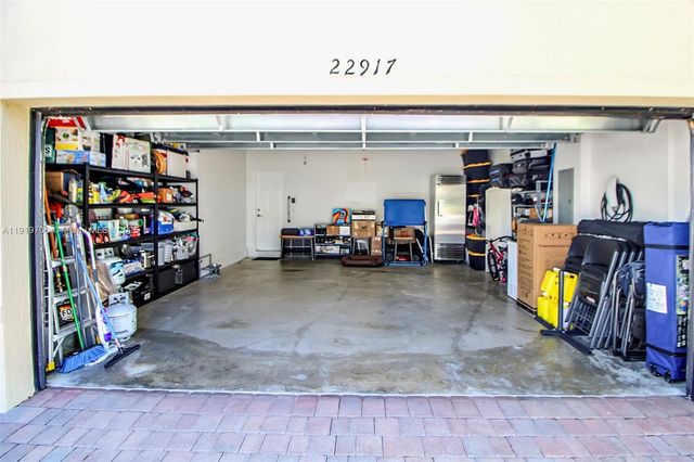 22917 SW 105th Ave, Cutler Bay, FL 33190