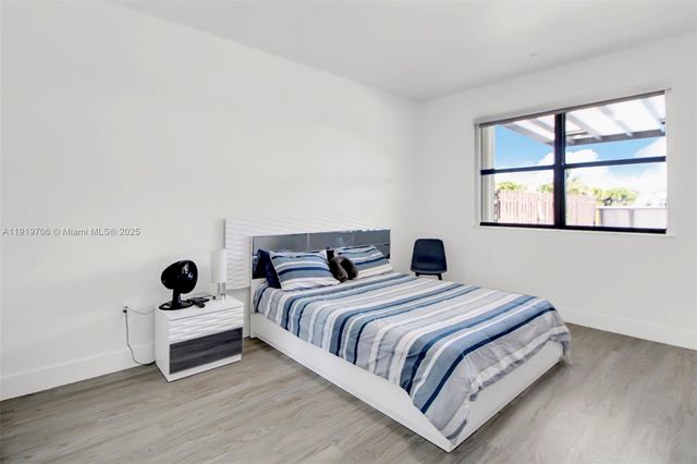 22917 SW 105th Ave, Cutler Bay, FL 33190