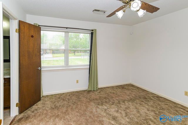 3204 Sandlin Road SW, Decatur, AL 35603