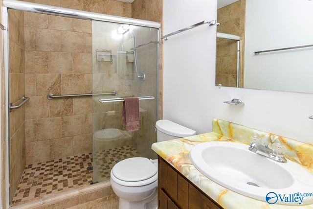 3204 Sandlin Road SW, Decatur, AL 35603