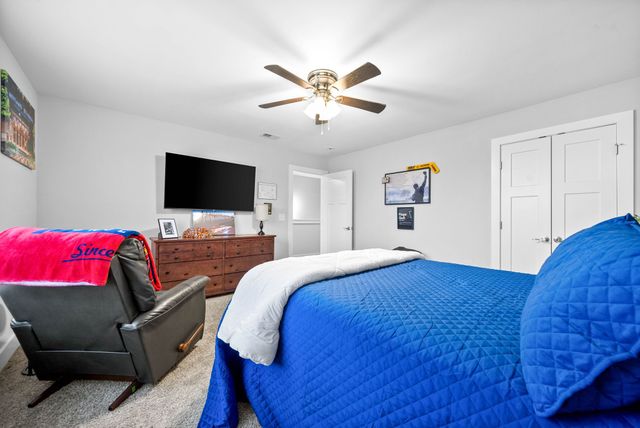 732 Jersey Dr, Clarksville, TN 37043