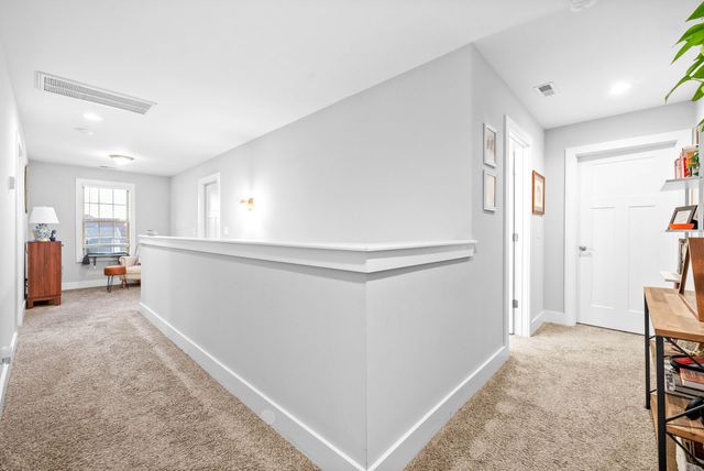 732 Jersey Dr, Clarksville, TN 37043