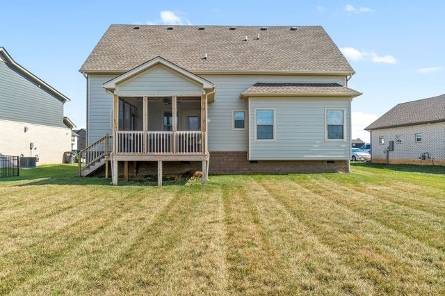 732 Jersey Dr, Clarksville, TN 37043