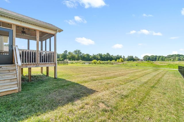 732 Jersey Dr, Clarksville, TN 37043