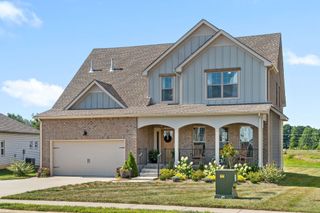 732 Jersey Dr, Clarksville, TN 37043