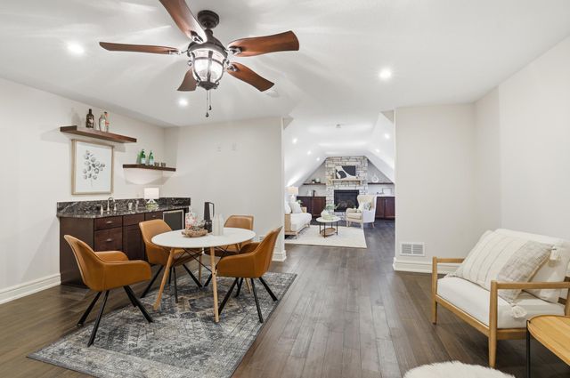 5425 Niagara Lane N, Plymouth, MN 55446