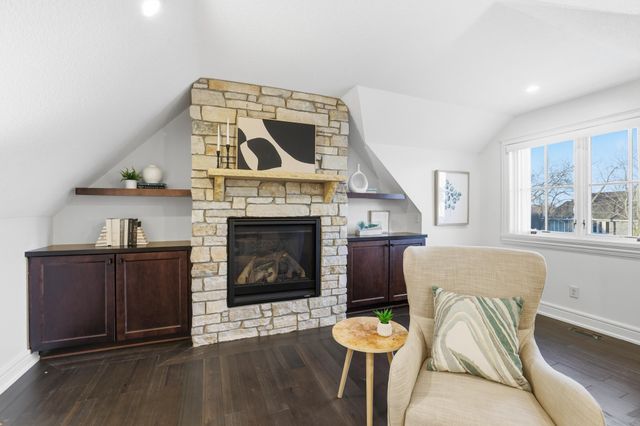 5425 Niagara Lane N, Plymouth, MN 55446