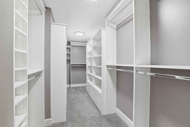 5425 Niagara Lane N, Plymouth, MN 55446