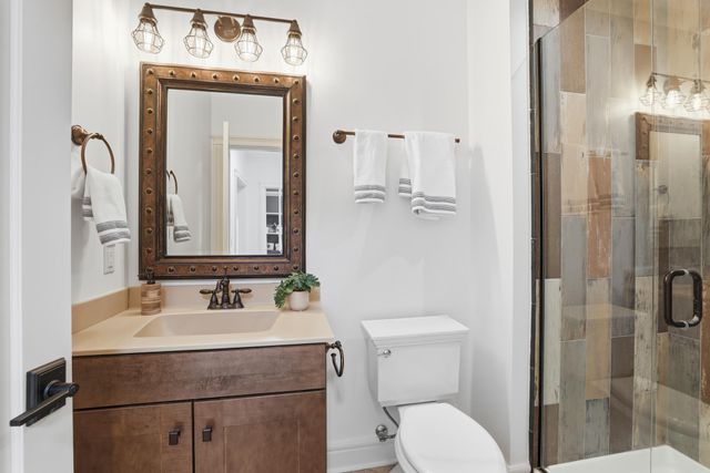 5425 Niagara Lane N, Plymouth, MN 55446