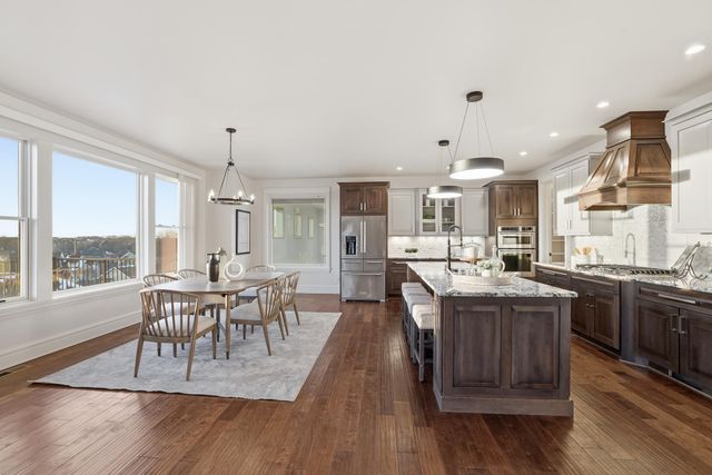 5425 Niagara Lane N, Plymouth, MN 55446