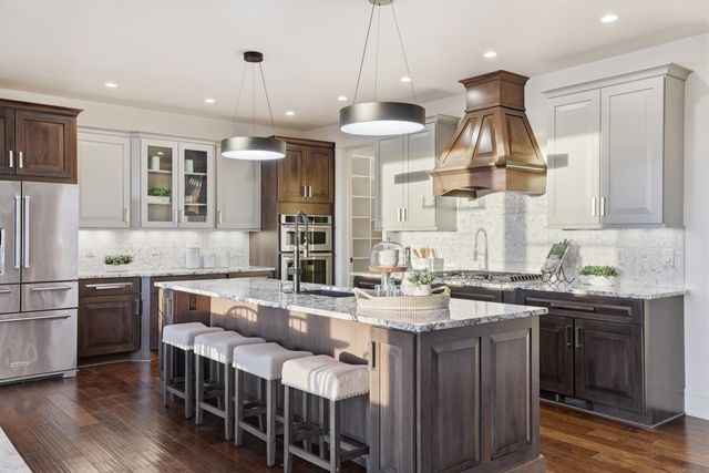 5425 Niagara Lane N, Plymouth, MN 55446