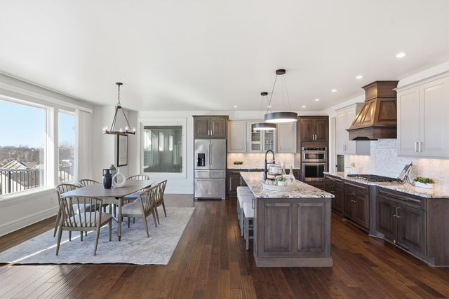 5425 Niagara Lane N, Plymouth, MN 55446