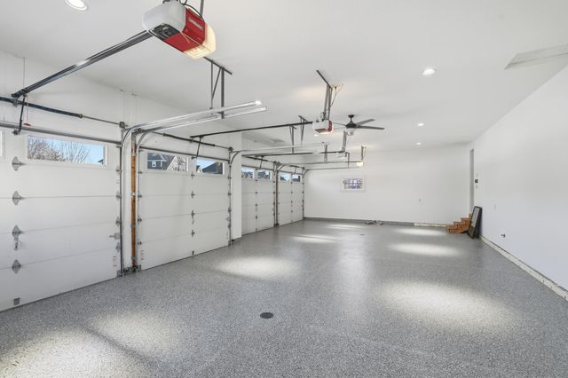 5425 Niagara Lane N, Plymouth, MN 55446