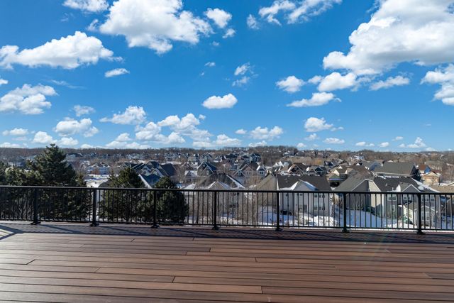 5425 Niagara Lane N, Plymouth, MN 55446