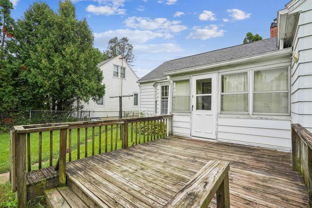 1301 Hammond Avenue, Waterloo, IA 50702