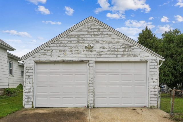 1301 Hammond Avenue, Waterloo, IA 50702