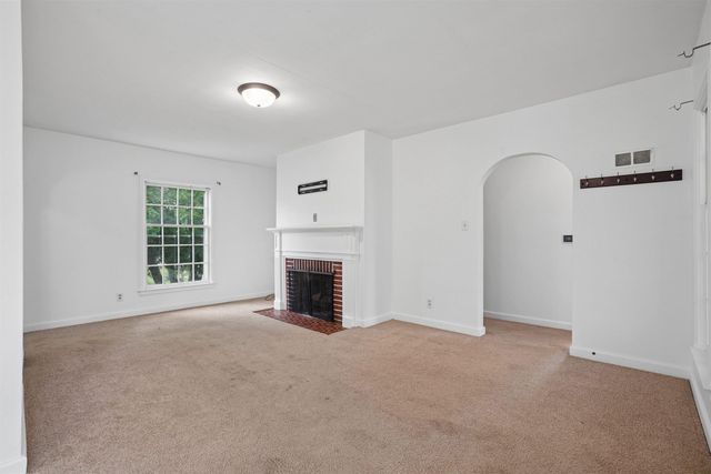1301 Hammond Avenue, Waterloo, IA 50702