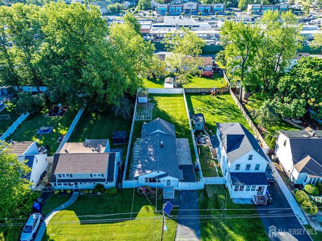 320 Demorest Avenue, Avenel, NJ 07001