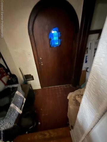 810 S Franklin Avenue, Flint, MI 48503