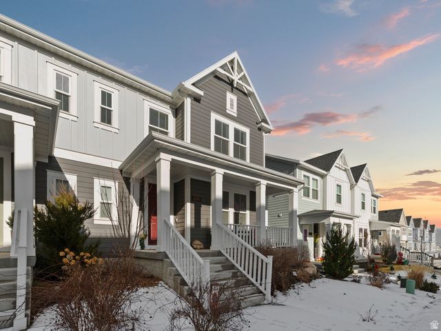 11576 S DORIAN DR, South Jordan, UT 84009