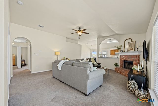 1516 Paint Brush Drive, Lockhart, TX 78644
