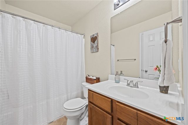 1516 Paint Brush Drive, Lockhart, TX 78644