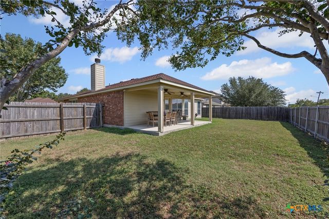 1516 Paint Brush Drive, Lockhart, TX 78644