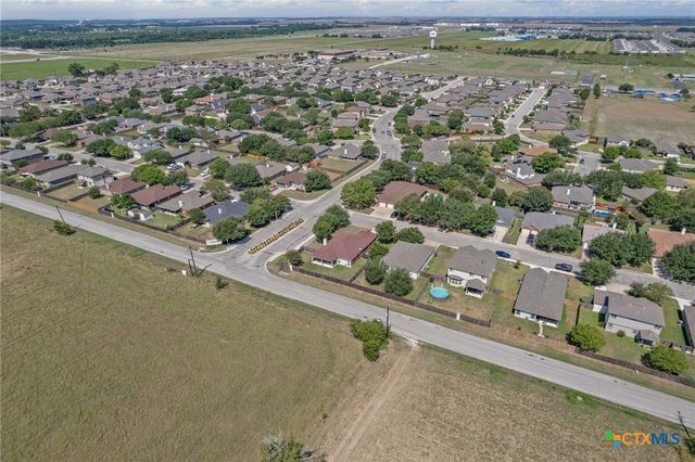 1516 Paint Brush Drive, Lockhart, TX 78644