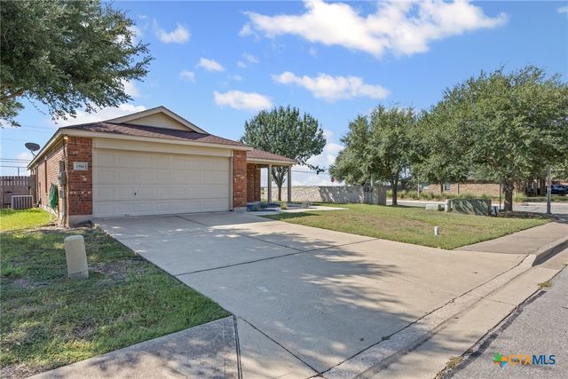 1516 Paint Brush Drive, Lockhart, TX 78644