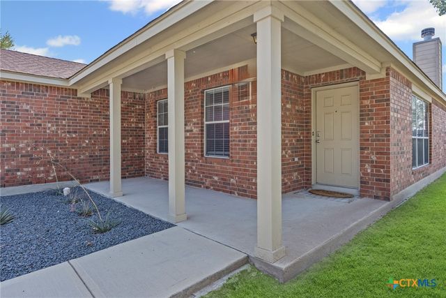 1516 Paint Brush Drive, Lockhart, TX 78644