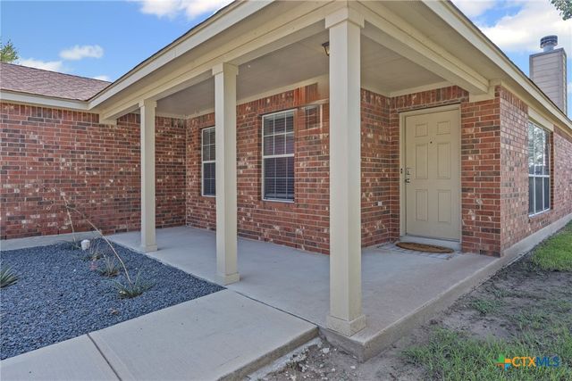 1516 Paint Brush Drive, Lockhart, TX 78644