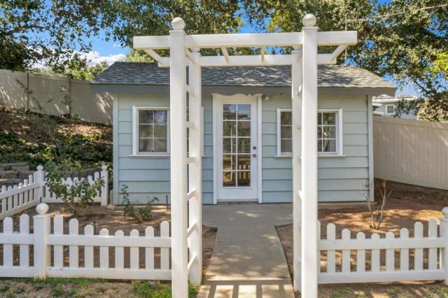 1752 Grove Road, El Cajon, CA 92020