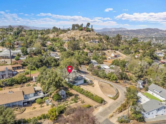 1752 Grove Road, El Cajon, CA 92020