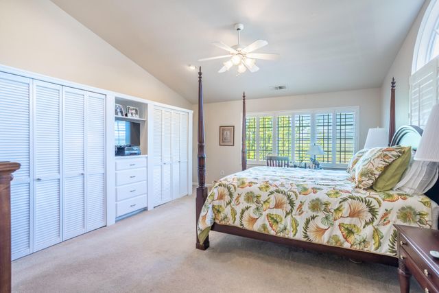 6050 Gleneagles Court, Redding, CA 96003