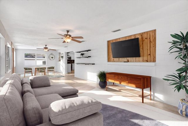 2524 FLORIDA BOULEVARD, South Daytona, FL 32119