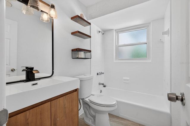 2524 FLORIDA BOULEVARD, South Daytona, FL 32119