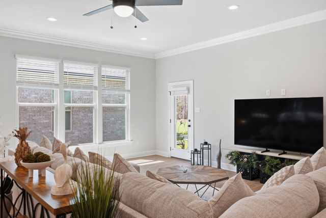 62 Brilliance Boulevard, Freeport, FL 32439