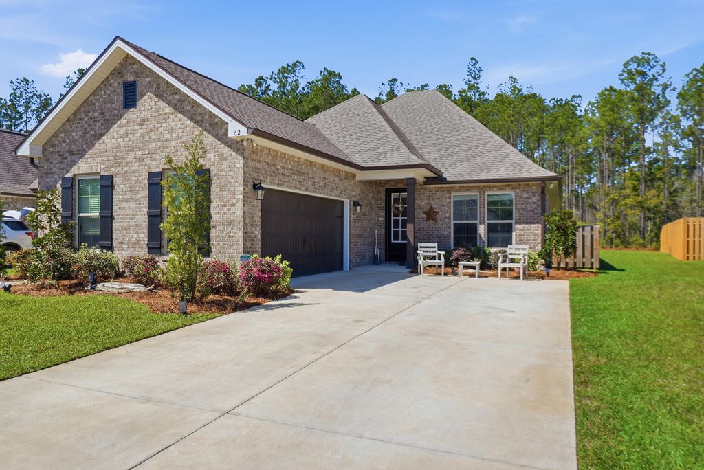 62 Brilliance Boulevard, Freeport, FL 32439