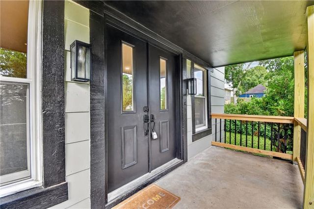 421 3rd Street, Belton, MO 64012