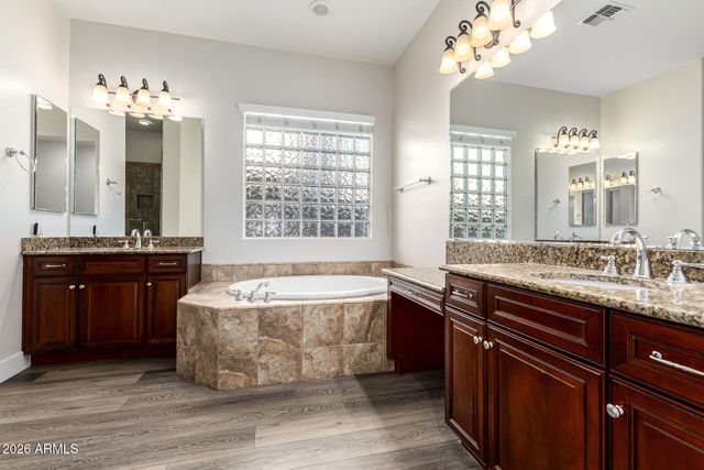 21231 N 38TH Place, Phoenix, AZ 85050