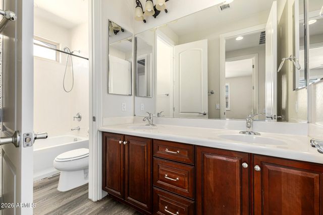 21231 N 38TH Place, Phoenix, AZ 85050