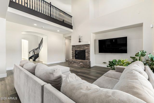 21231 N 38TH Place, Phoenix, AZ 85050