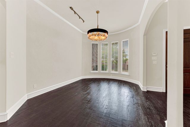 6616 CROWN FOREST Drive, Plano, TX 75024