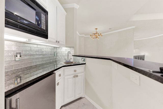 6616 CROWN FOREST Drive, Plano, TX 75024