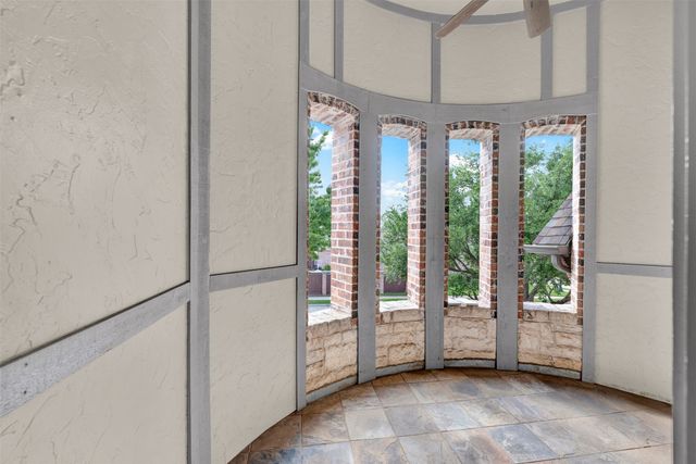 6616 CROWN FOREST Drive, Plano, TX 75024