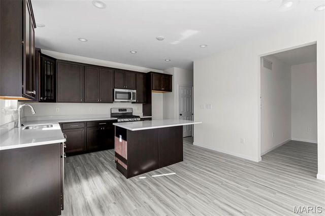 2312 Fernau Court, Florissant, MO 63031