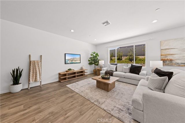 28303 Blackjack Drive, Menifee, CA 92585