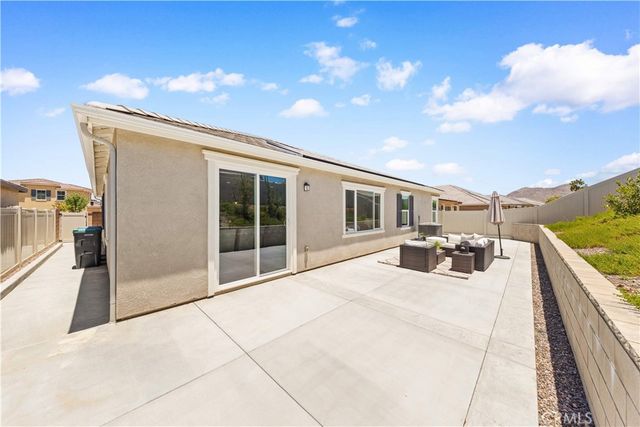 28303 Blackjack Drive, Menifee, CA 92585