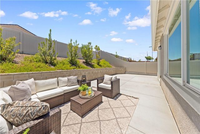 28303 Blackjack Drive, Menifee, CA 92585