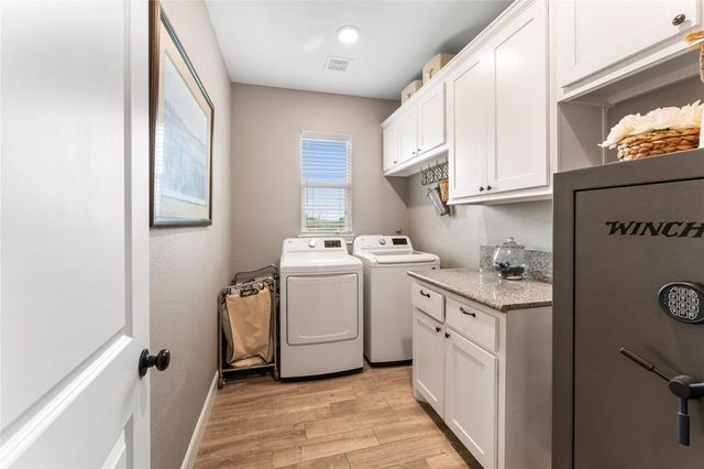 14910 Live Oak Lane, East Bernard, TX 77435